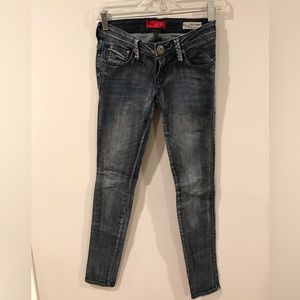 GUESS JEANS